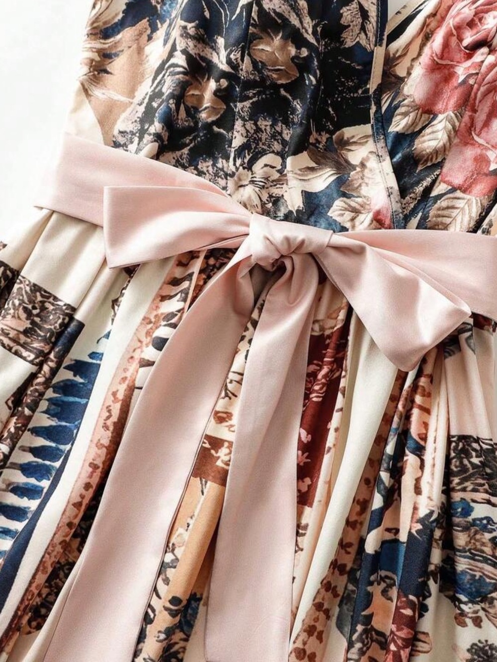 Boho floral print belted maxi dress - Picture 4 of 7